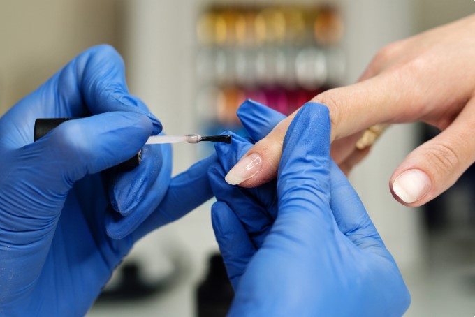 как выбрать базу для натуральных ногтей